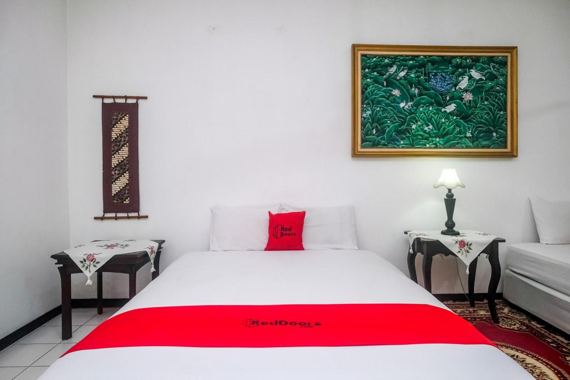 Reddoorz Syariah At Griya Raharja Klaten Luaran gambar