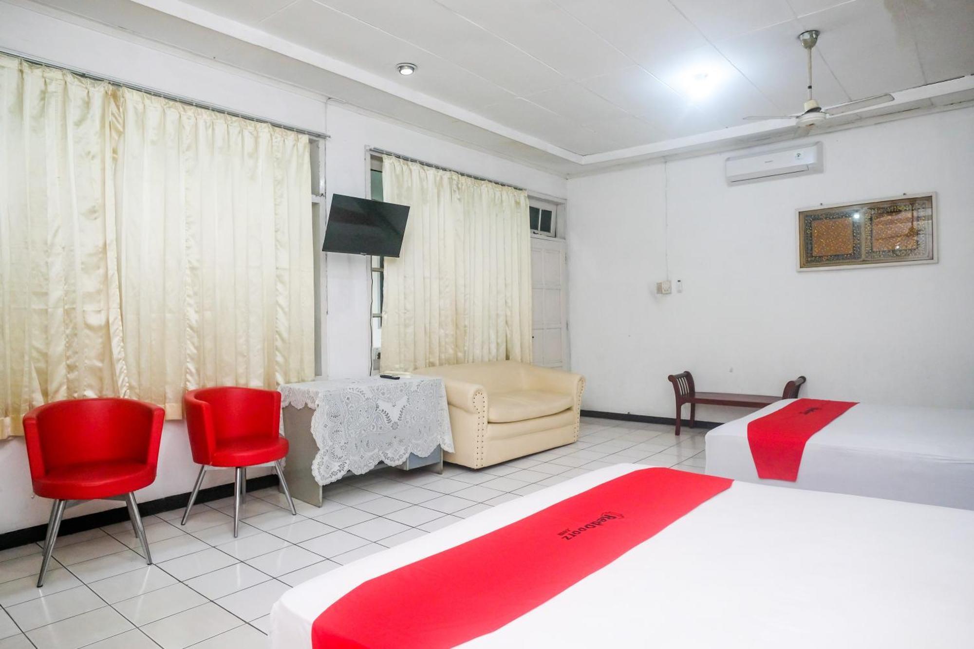 Reddoorz Syariah At Griya Raharja Klaten Luaran gambar