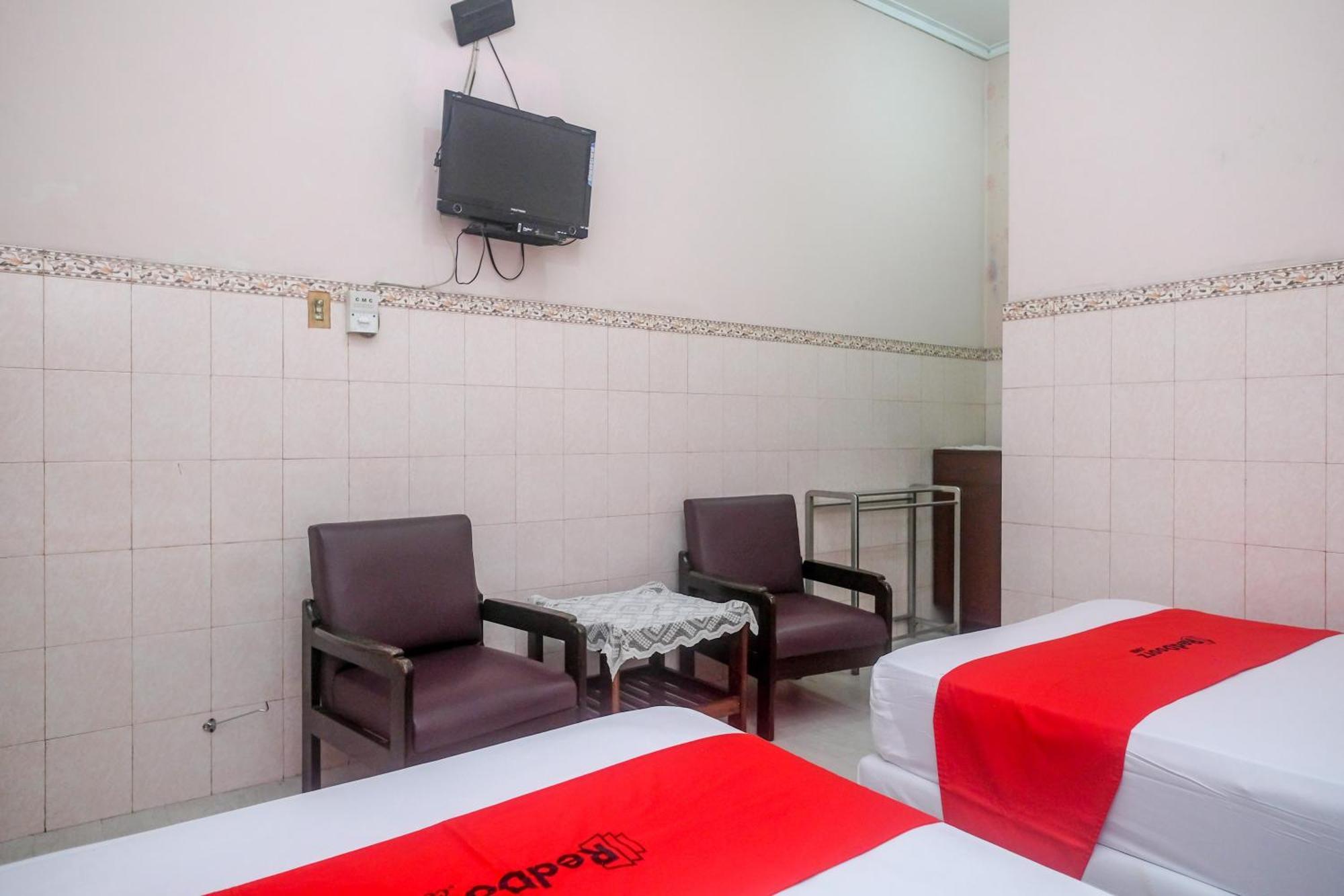 Reddoorz Syariah At Griya Raharja Klaten Luaran gambar