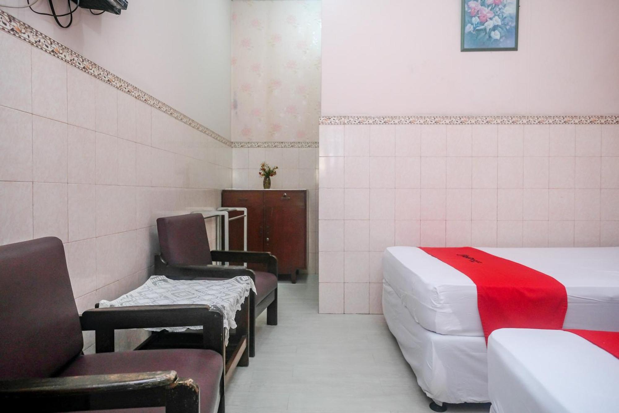 Reddoorz Syariah At Griya Raharja Klaten Luaran gambar