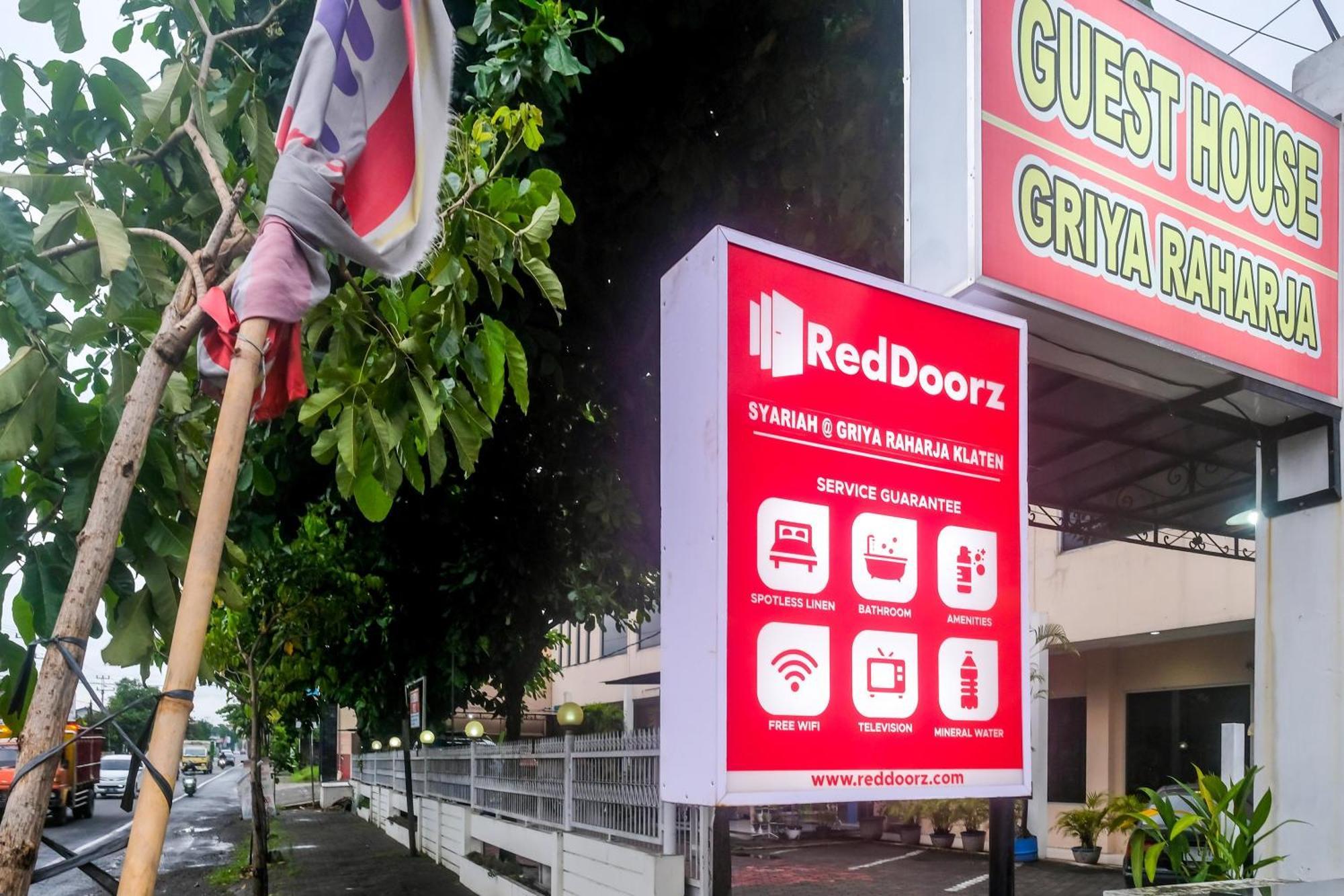 Reddoorz Syariah At Griya Raharja Klaten Luaran gambar