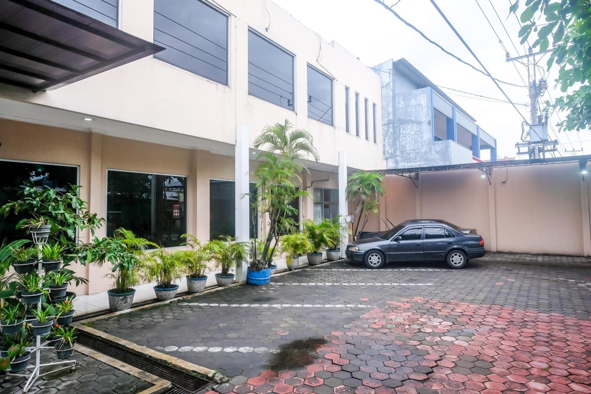 Reddoorz Syariah At Griya Raharja Klaten Luaran gambar