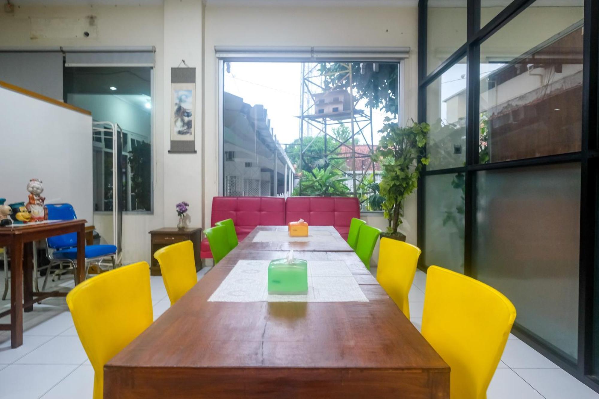 Reddoorz Syariah At Griya Raharja Klaten Luaran gambar
